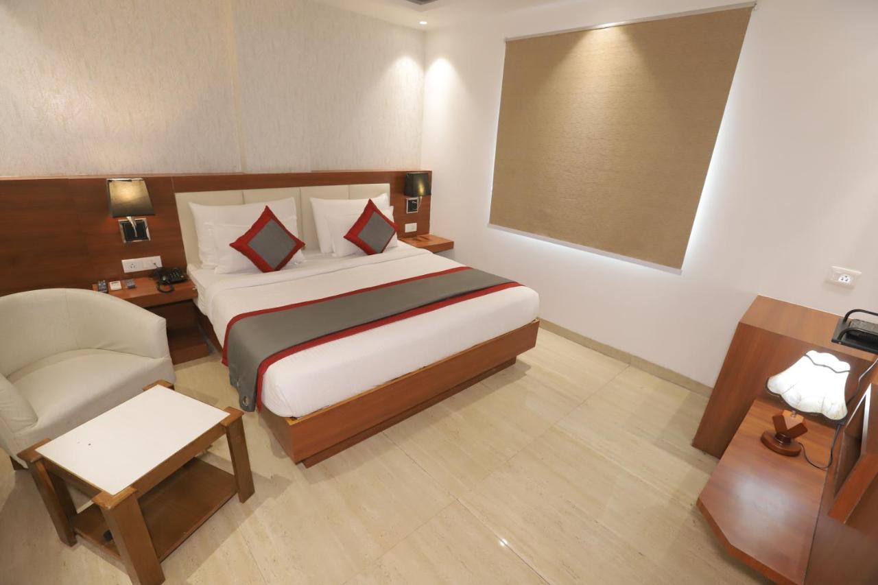 Nh Skye Suites ניו דלהי מראה חיצוני תמונה