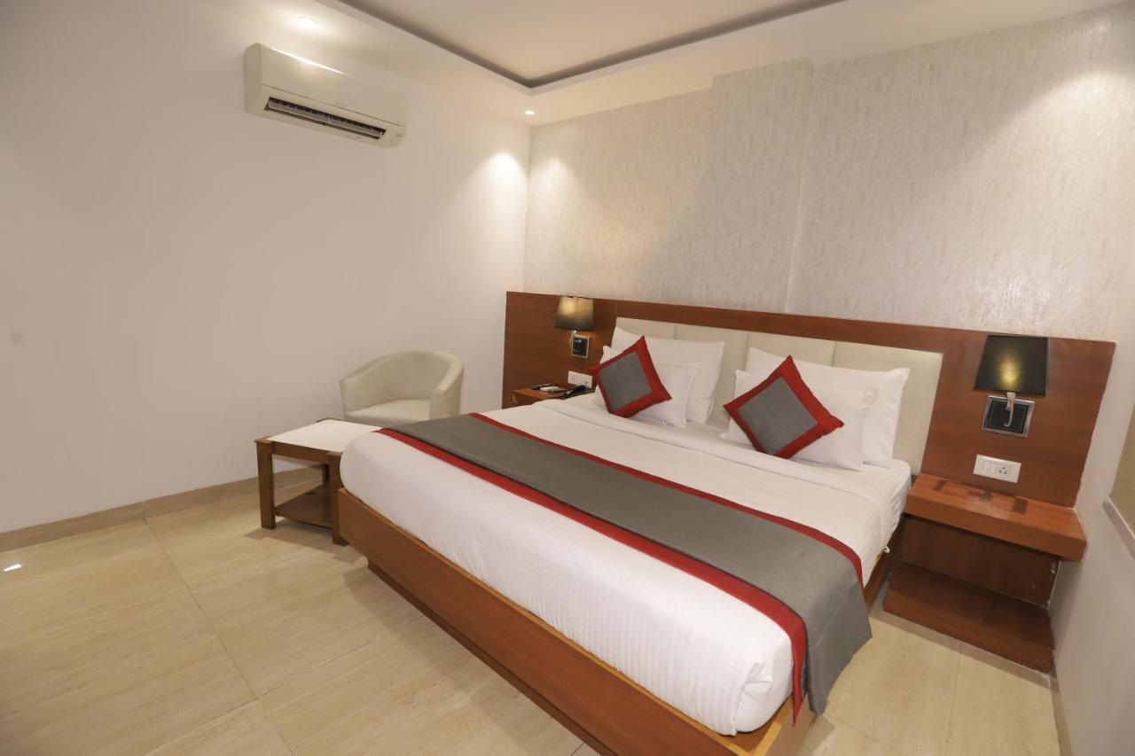Nh Skye Suites ניו דלהי מראה חיצוני תמונה