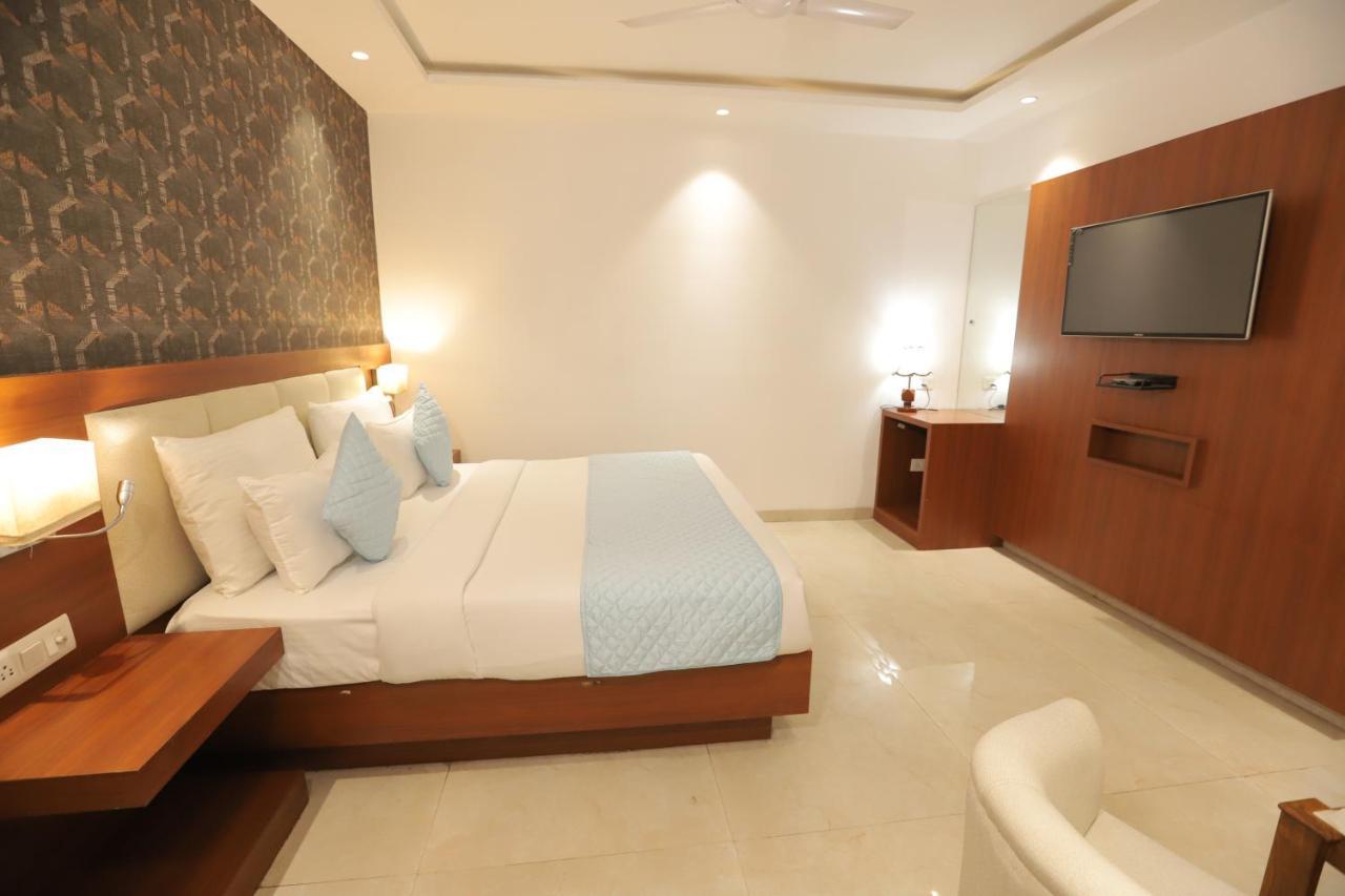 Nh Skye Suites ניו דלהי מראה חיצוני תמונה